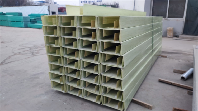 聚氨酯电缆桥架